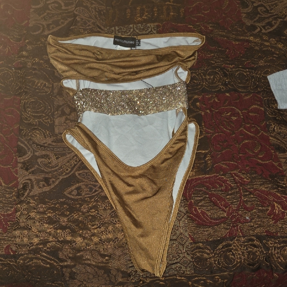 Gold Metallic Cutout Swimsuit Sleeveless Tube Top Style Vacay GLAM One Piece